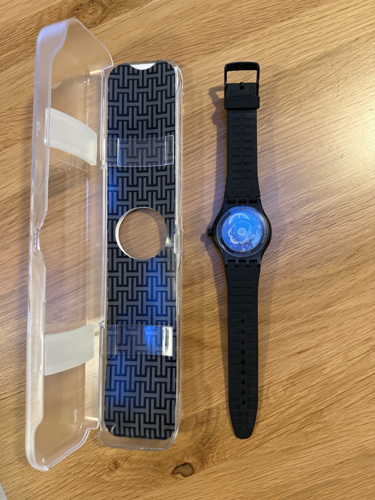 Hodinkee x Swatch Sistem51 Generation 1986