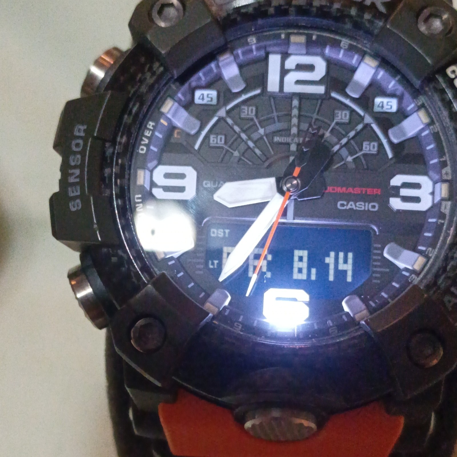 Casio G-SHOCK Mudmaster GG-B100 Bluetooth Carbon Quad 200m Orange/Black