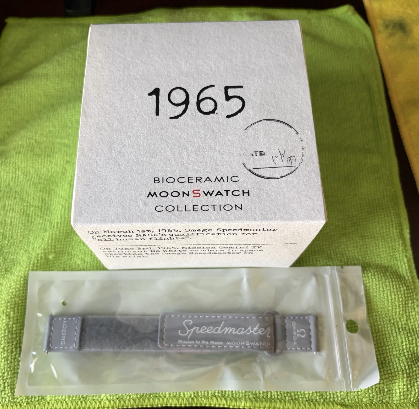 Swatch MoonSwatch Mission to the Moon 1965 Bioceramic Quartz Chrono 42mm