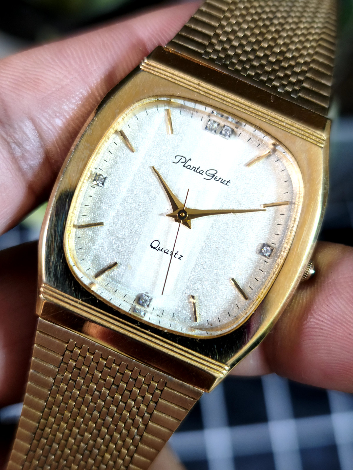 PLANTA GENET QUARTZ DRESS WATCH PG124 SWISS MOVEMENT CABOCHON CROWN MESH BAND