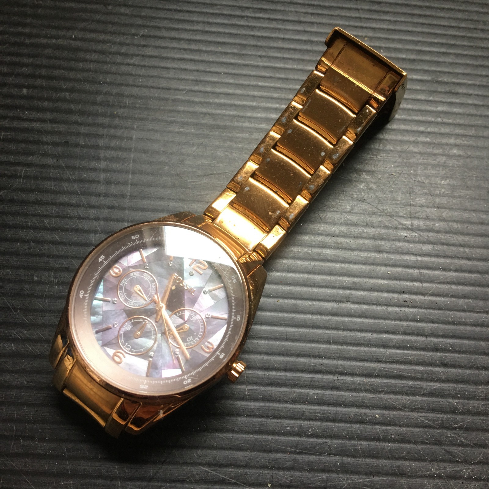 FOSSIL BQ1681 JUSTINE ABALONE GEOMETRIC RAINBOW MOTHER OF PEARL 3 EYE FACE DIAL