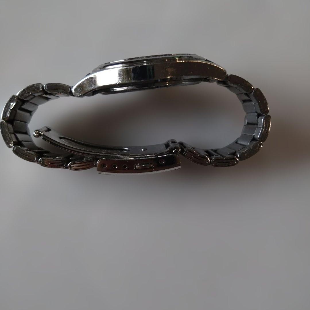 SEIKO Solar Date Watch Silver Case 38mm 18cm