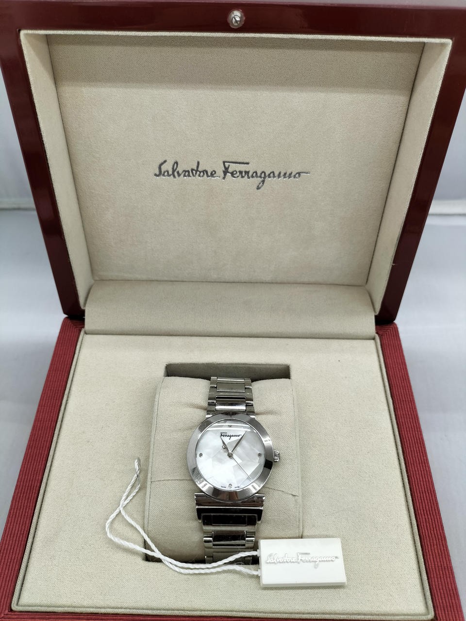 [A4N] Salvatore Ferragamo Classic Minimalist Unknown Reference Quartz [z8s]