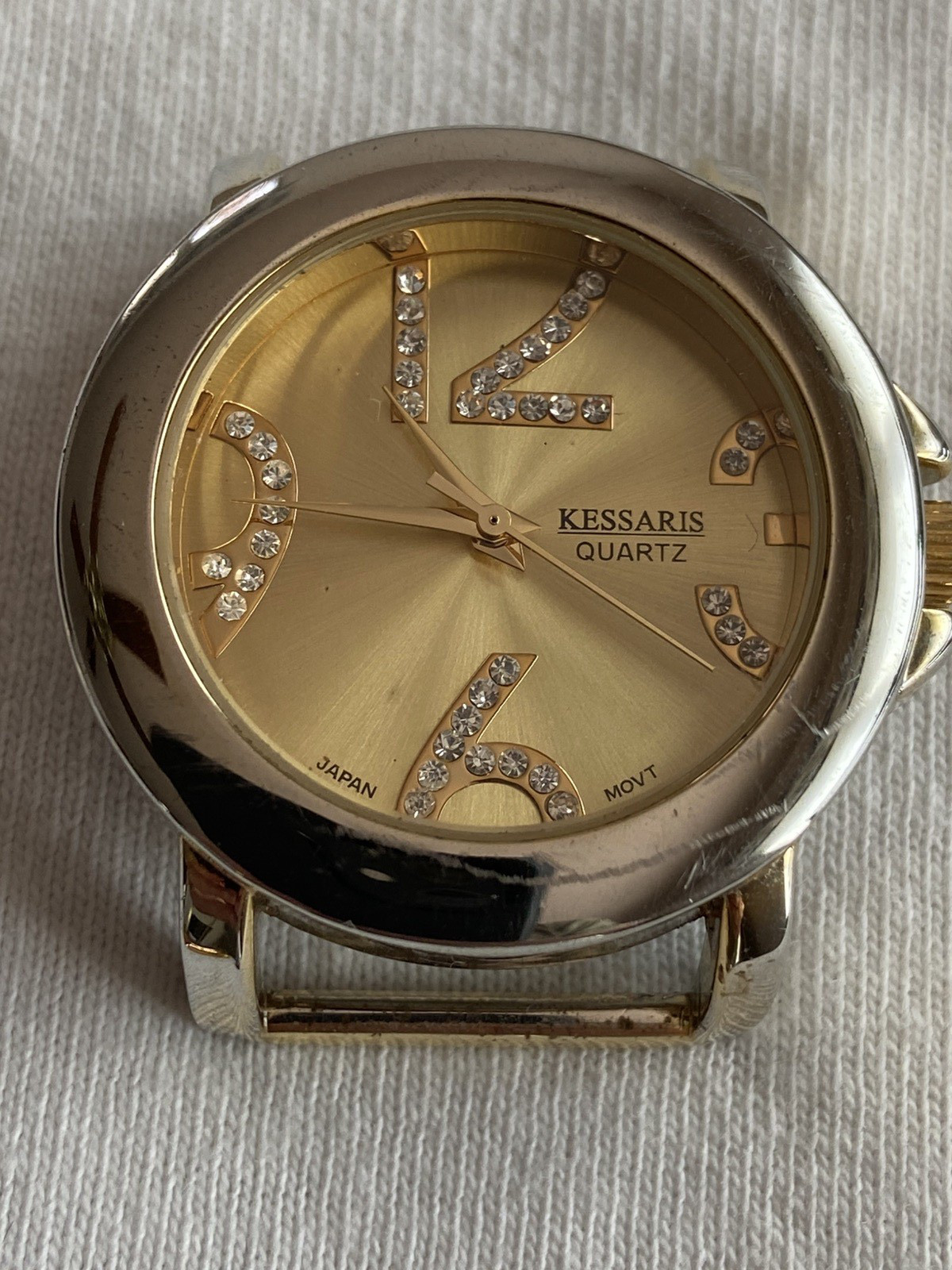 (4) Working Quartz Watches wth New Batteries, No bands #103 Seiko and Kessaris
