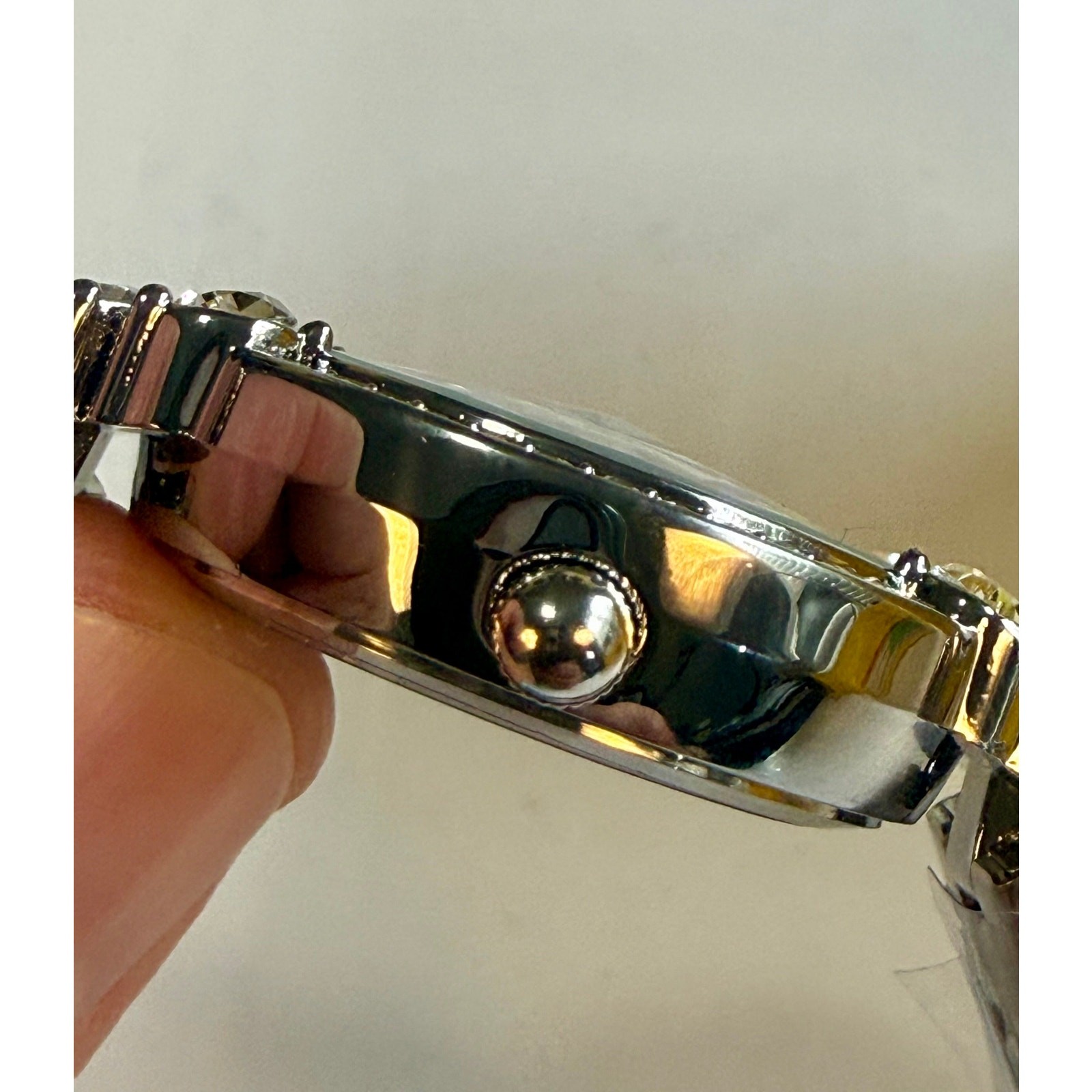 INVICTA WILDFLOWER 69112 BLACK DIAL 30mm STAINLESS STEEL QUARTZ WOMEN’S WATCH