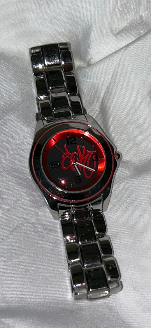 NICE Marc Ecko Chronicles 829-1972 Mirror/Black Red Dial/SS Push button Latch