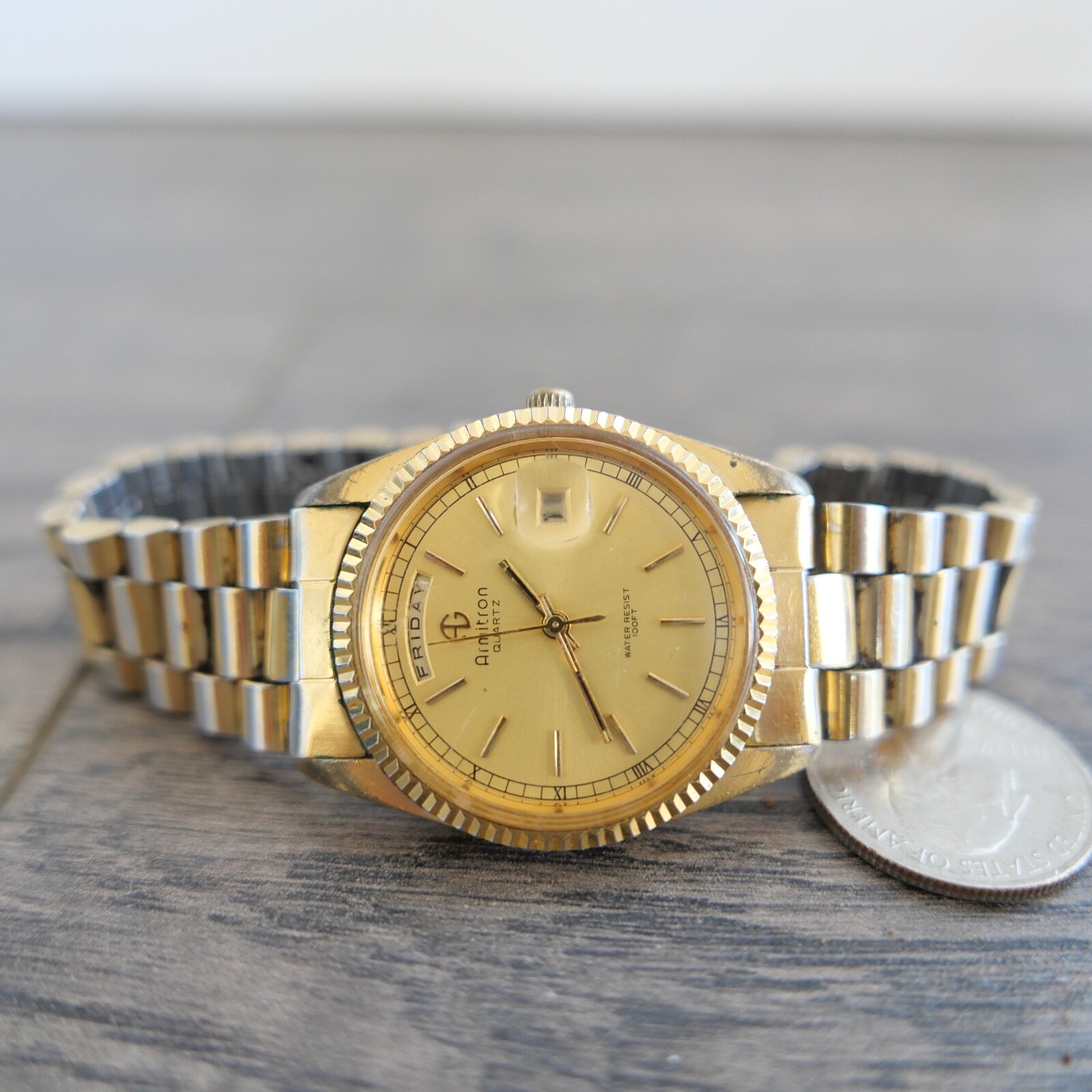 Nice Gold Tone armitron quartz calendar Day Date 35mm Case 20mm Lugs