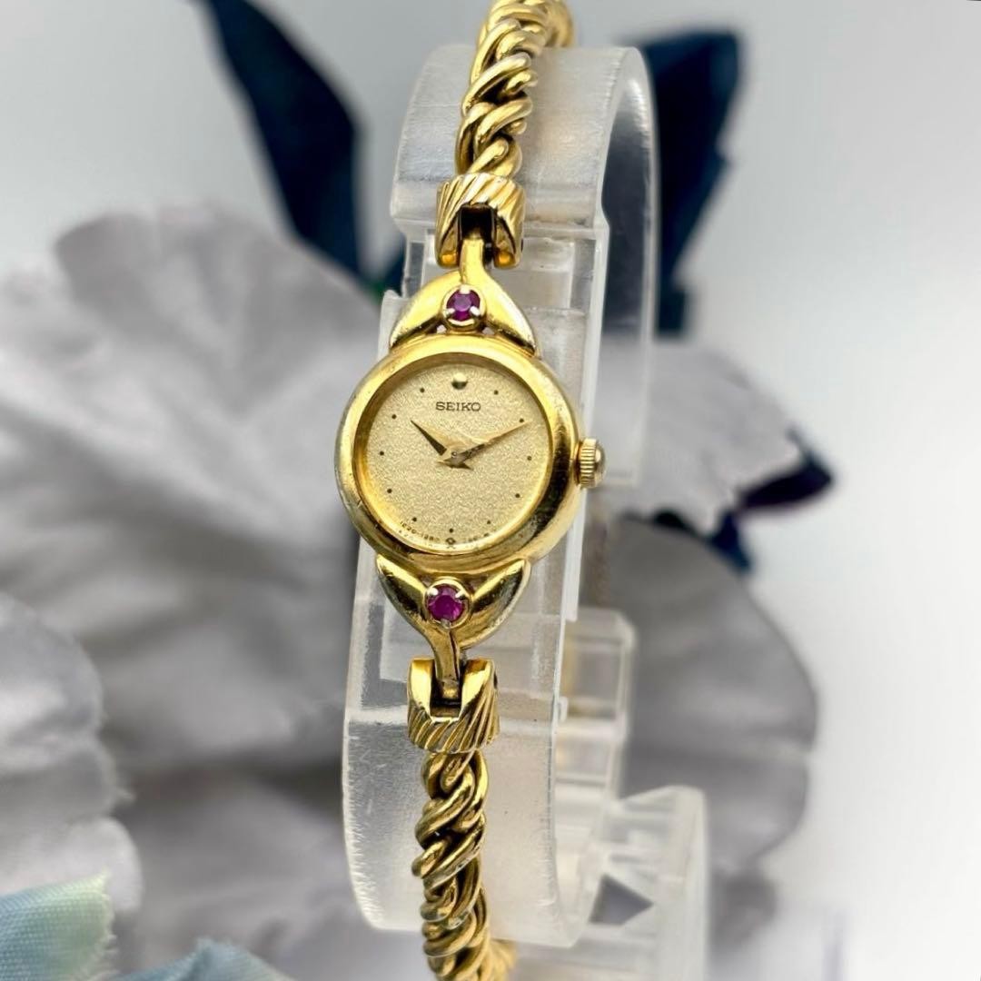 Seiko Ladies Watch 2P Ruby Gold Bracelet Quartz Japan New Battery Rare 072741