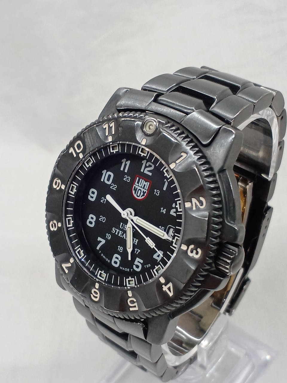 LUMINOX Quartz F-117