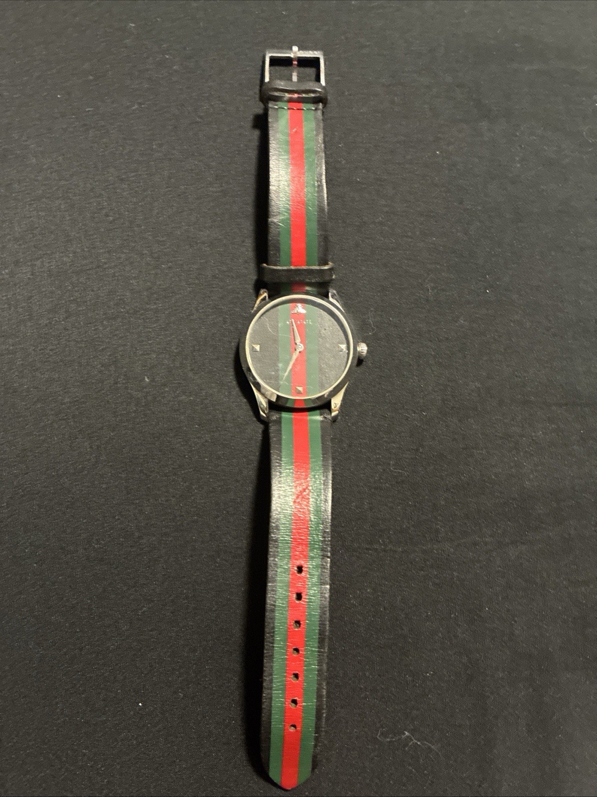 Gucci 126.2 Swiss Made Quartz 50m Black Dial Green Red Stripe Leather Strap