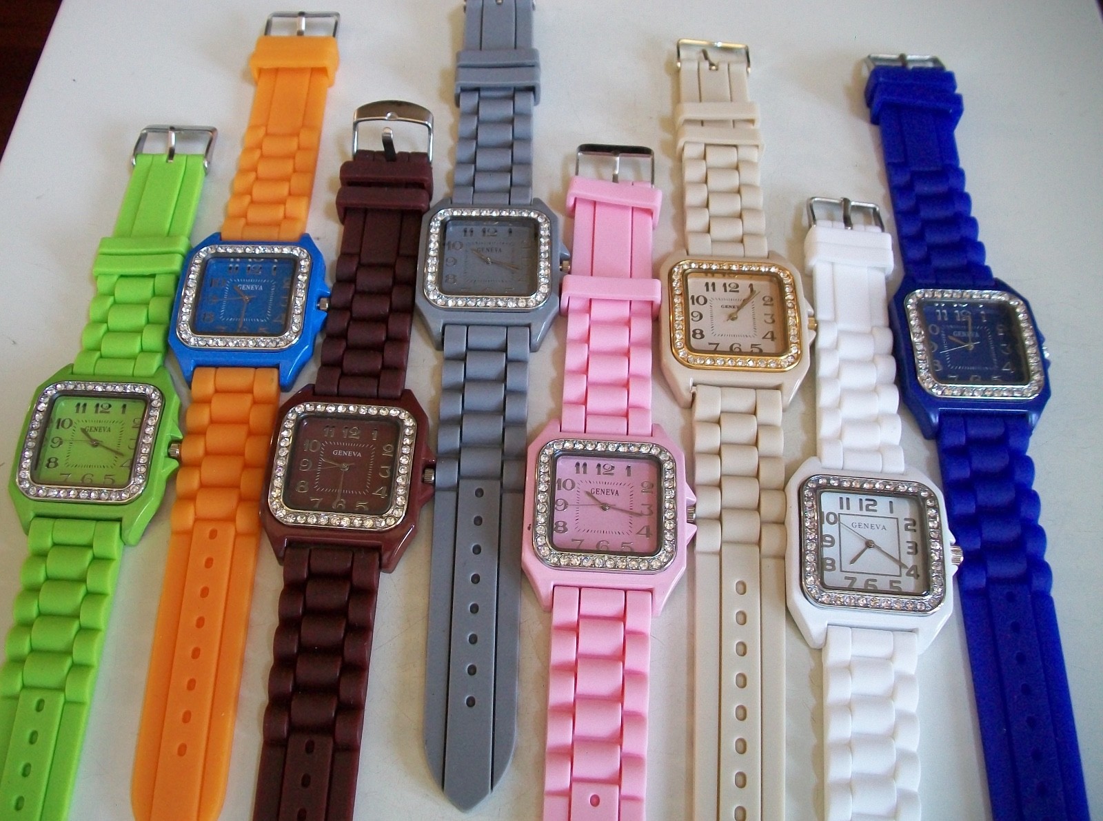 Women’s Gray, Pink, Blue, Green, White, Orange Silicone Fashion Casual Watch
