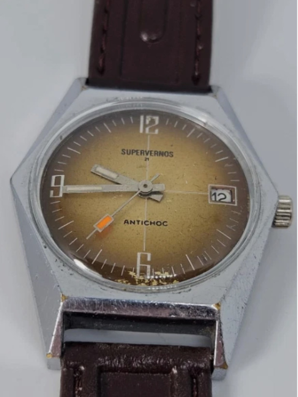 Vintage 1970s Men’s Supervernos 21 cal.FE 140-1B 18 Jewels Date 36mm Watch