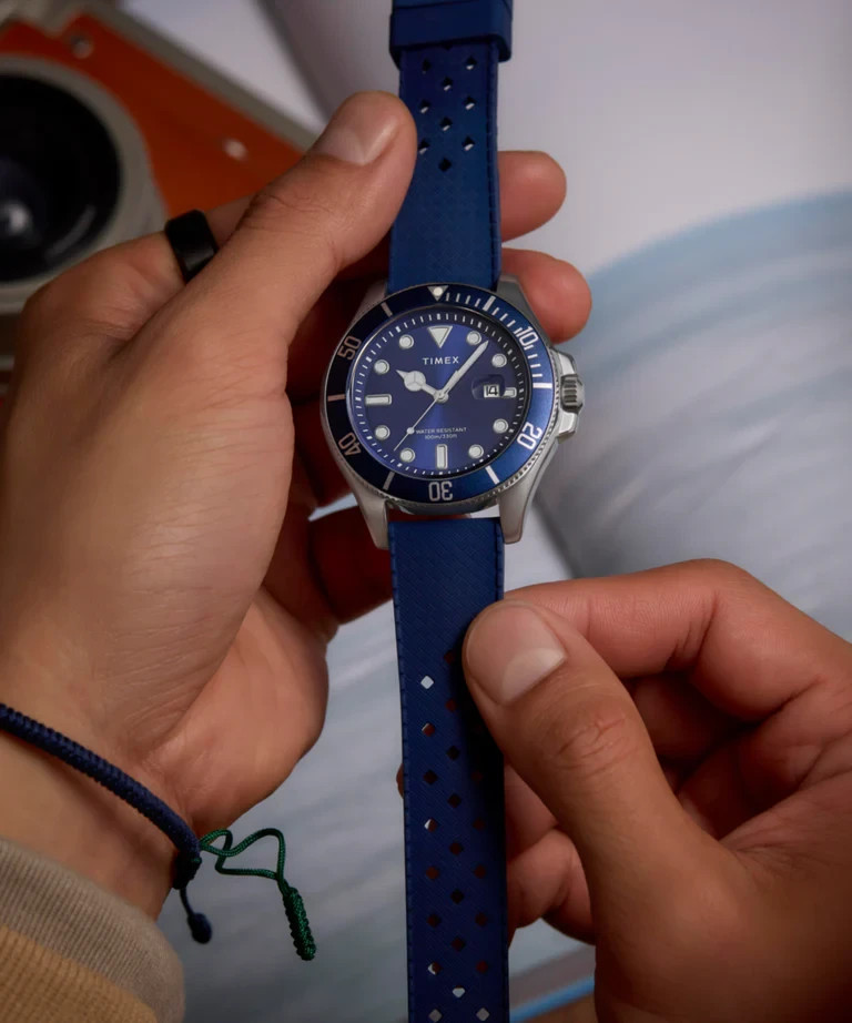 New Timex Trend Harborside Coast Blue Dial Rubber Strap Men’s Watch TW2Y05000