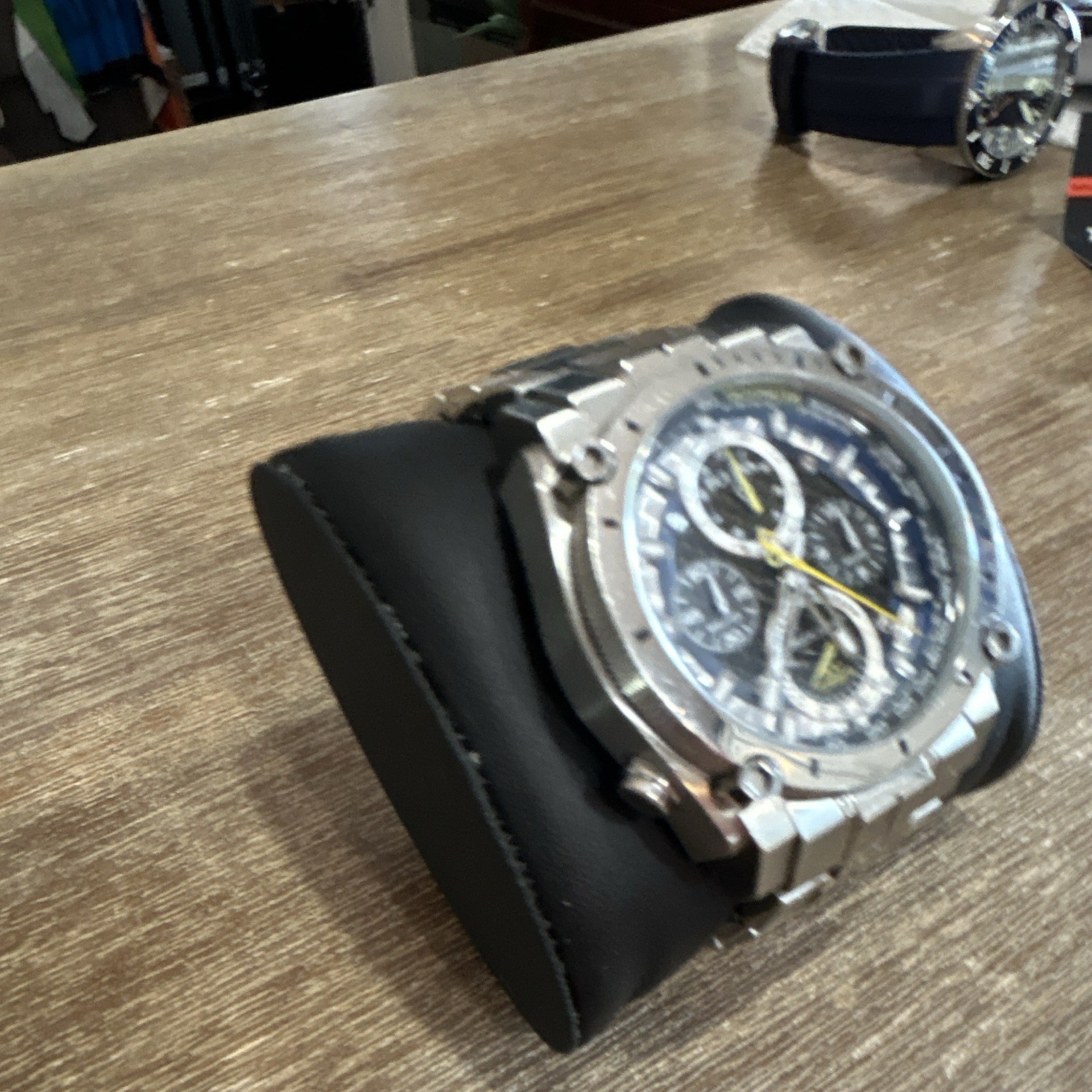 Bulova Precisionist Chronograph Tachymeter Quartz 44mm Black Dial SS 100m