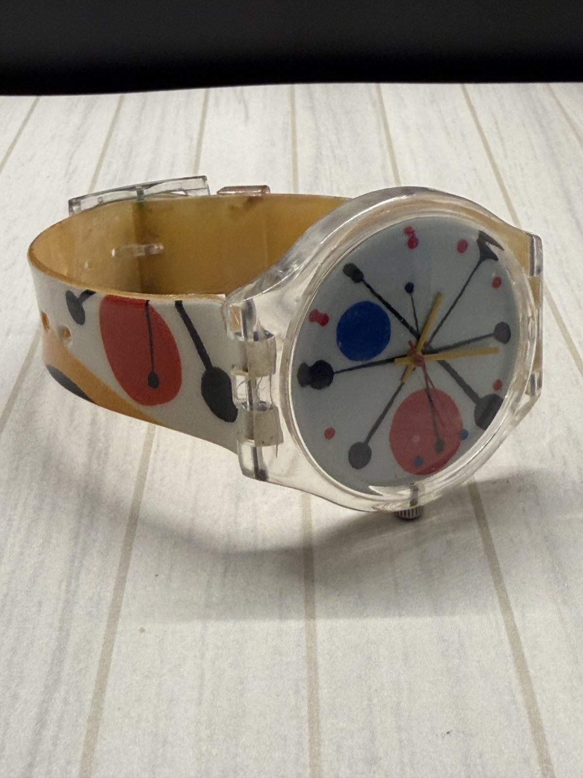 The Met – Alexander Calder Number 1 Textile Art Multi Color Watch