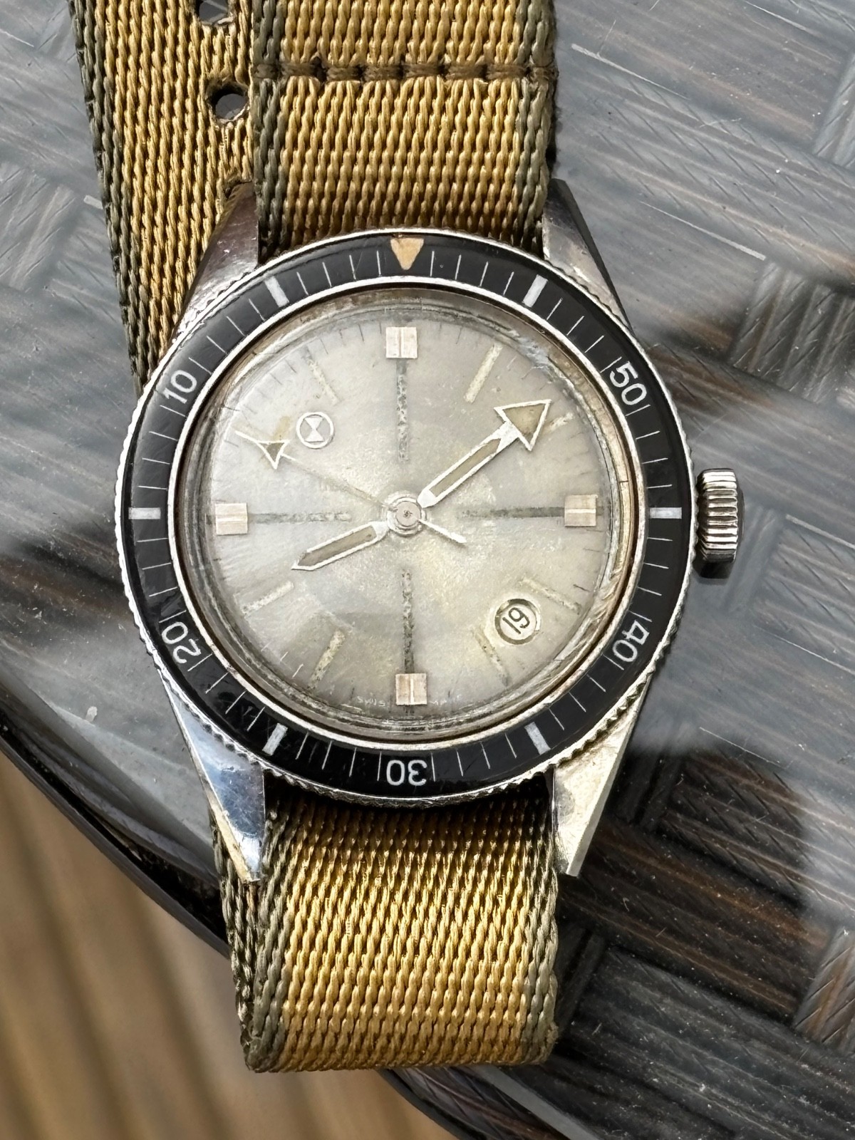 RARE 2ND EXECUTION FAVRE LEUBA DEEP BLUE VINTAGE DIVER