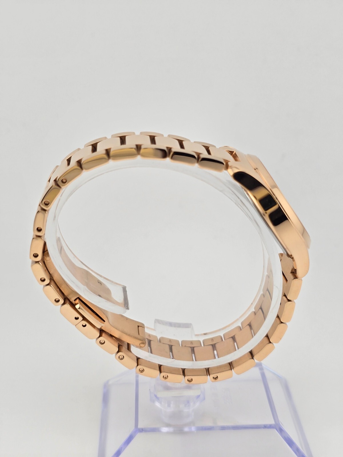 Gucci Women’s G-Timeless Rose Gold Dial Quartz Watch – YA126567 ($1010 MSRP)