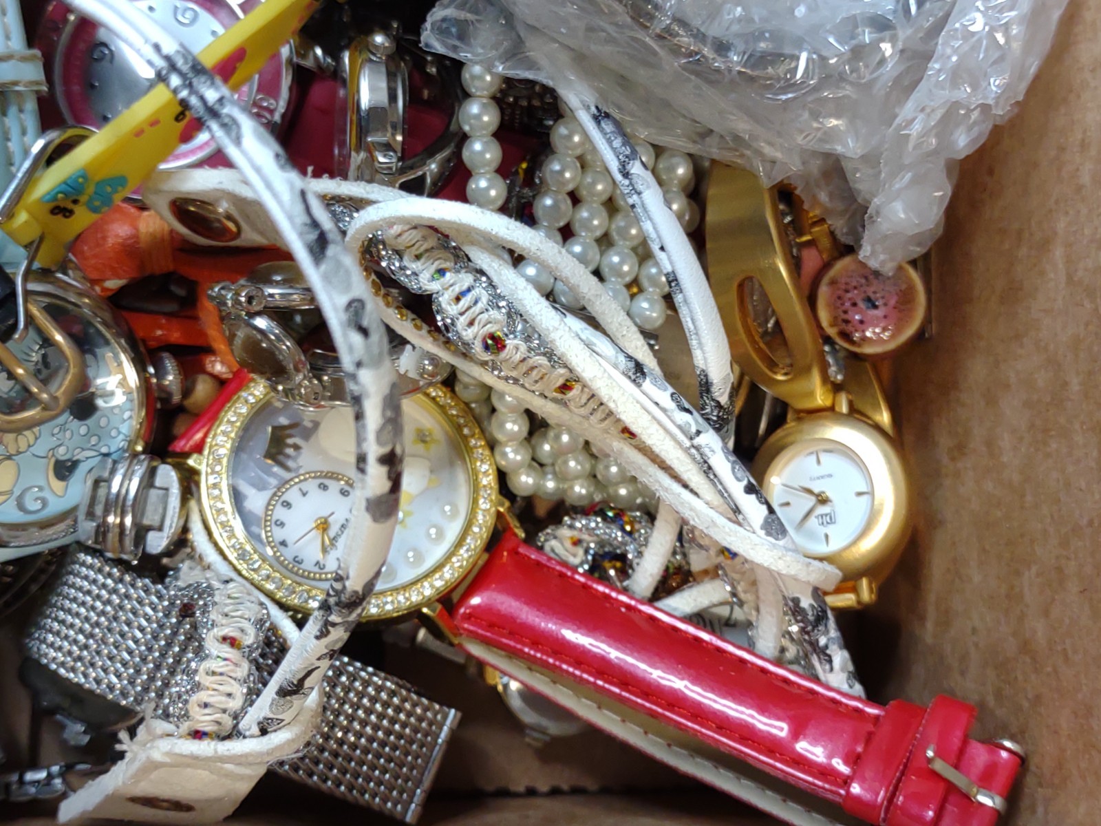 3Lb Watch Lot Assorted Variety Lot Many Are Currently Working DWL2