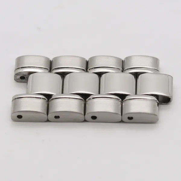 Excellent condition Seiko Spirit 5M23-7A70 original links, 4 links, silver, 16mm