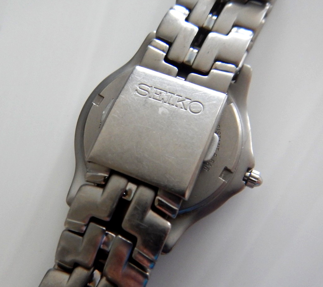 Seiko Titanium Watch Men 36mm Black Dial Date Round 7N32-0069 VTG