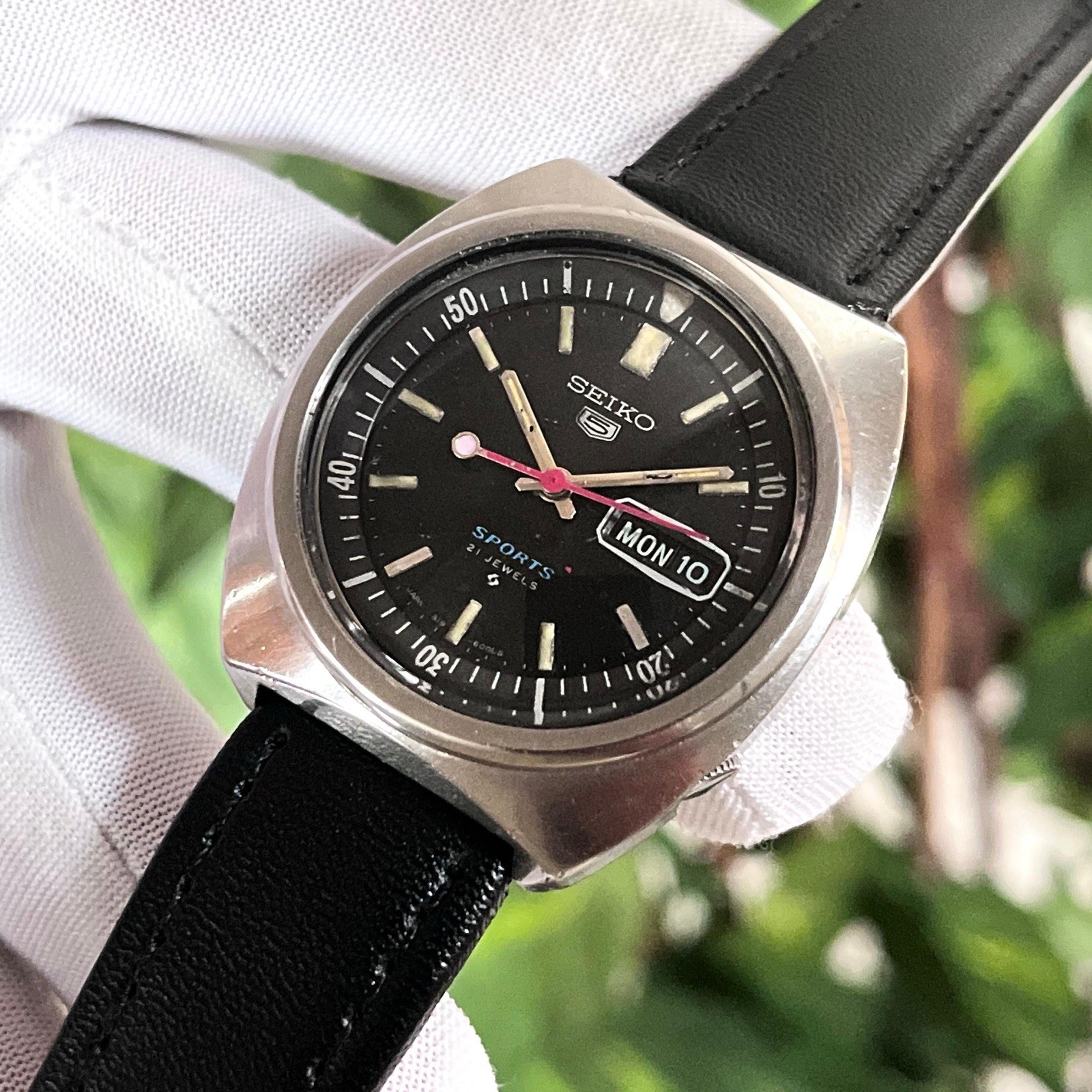 Vintage Seiko 5 Sports Diver Rotating Inner Ring Automatic Japan Watch 6319-6000