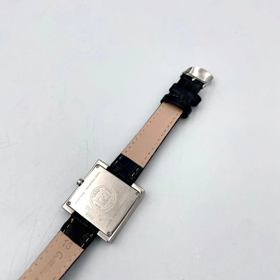 FENDI 4000L Ladies Quartz Square Gold Tone Silver Dial 31mm Watch