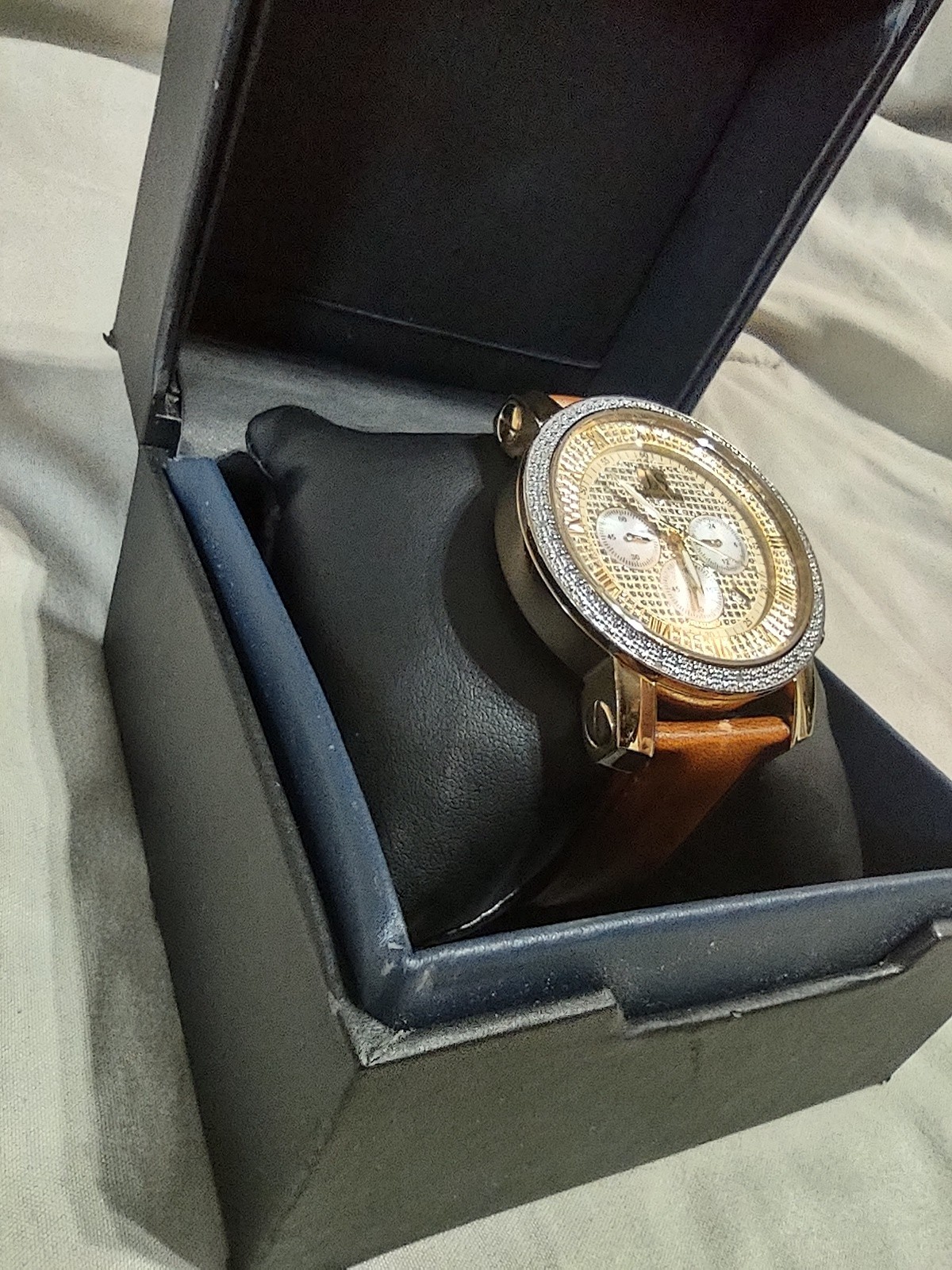 Joshua & Sons Men’s JS-28-03 Diamond Chronograph Quartz Watch Orig case & papers