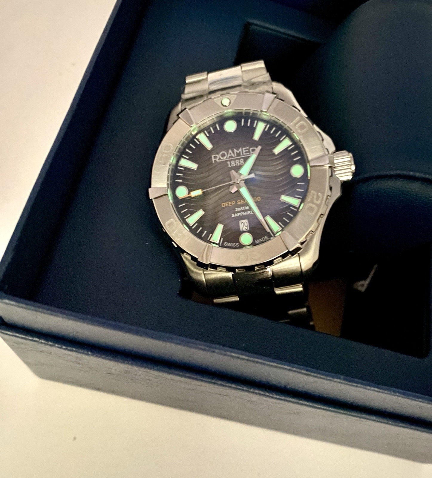 Roamer Deep Sea 200m Swiss Quartz Dive Watch
