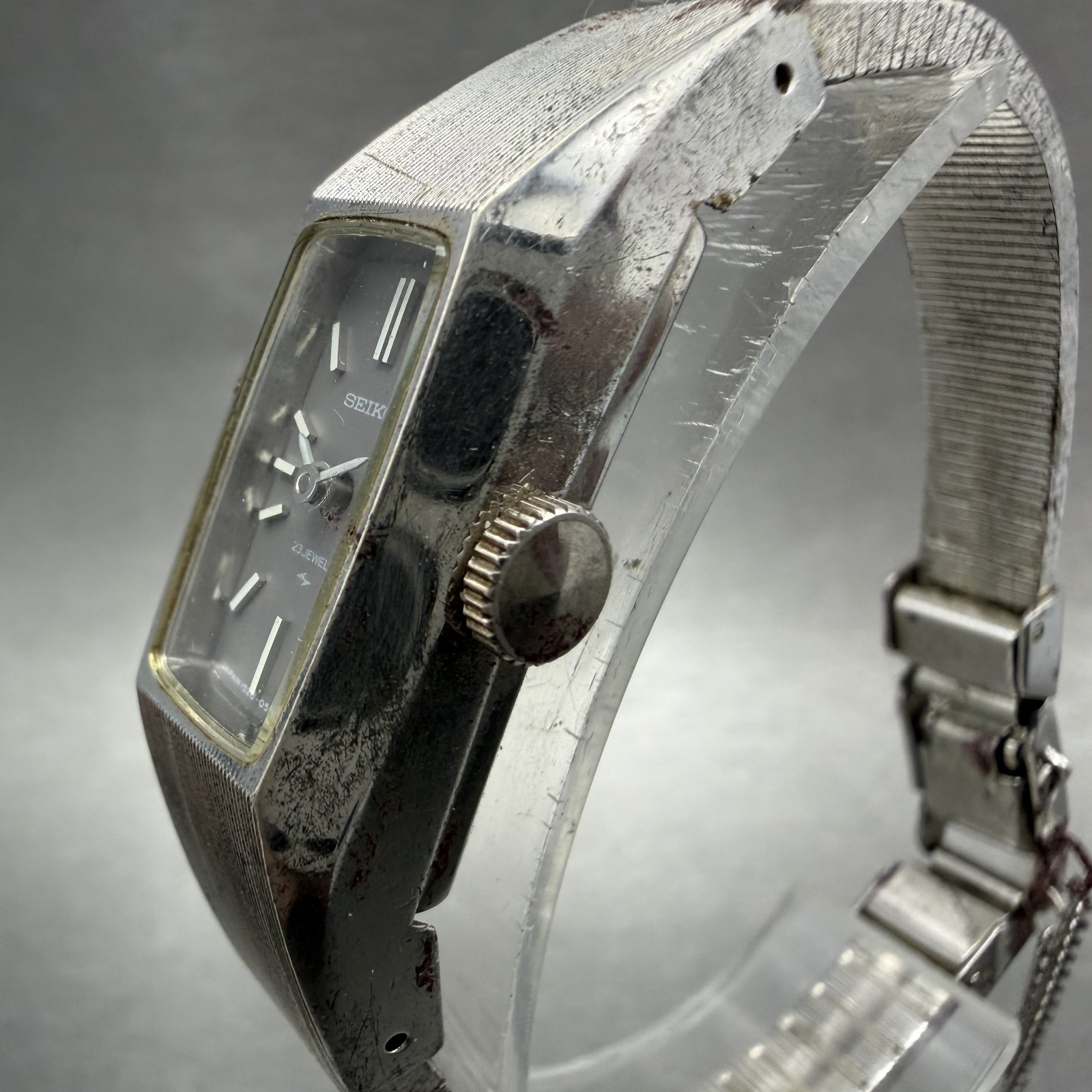 Seiko tank Watch Women 13mm Gray Dial Silver Tone Manual 1520-3570 Runs ABC