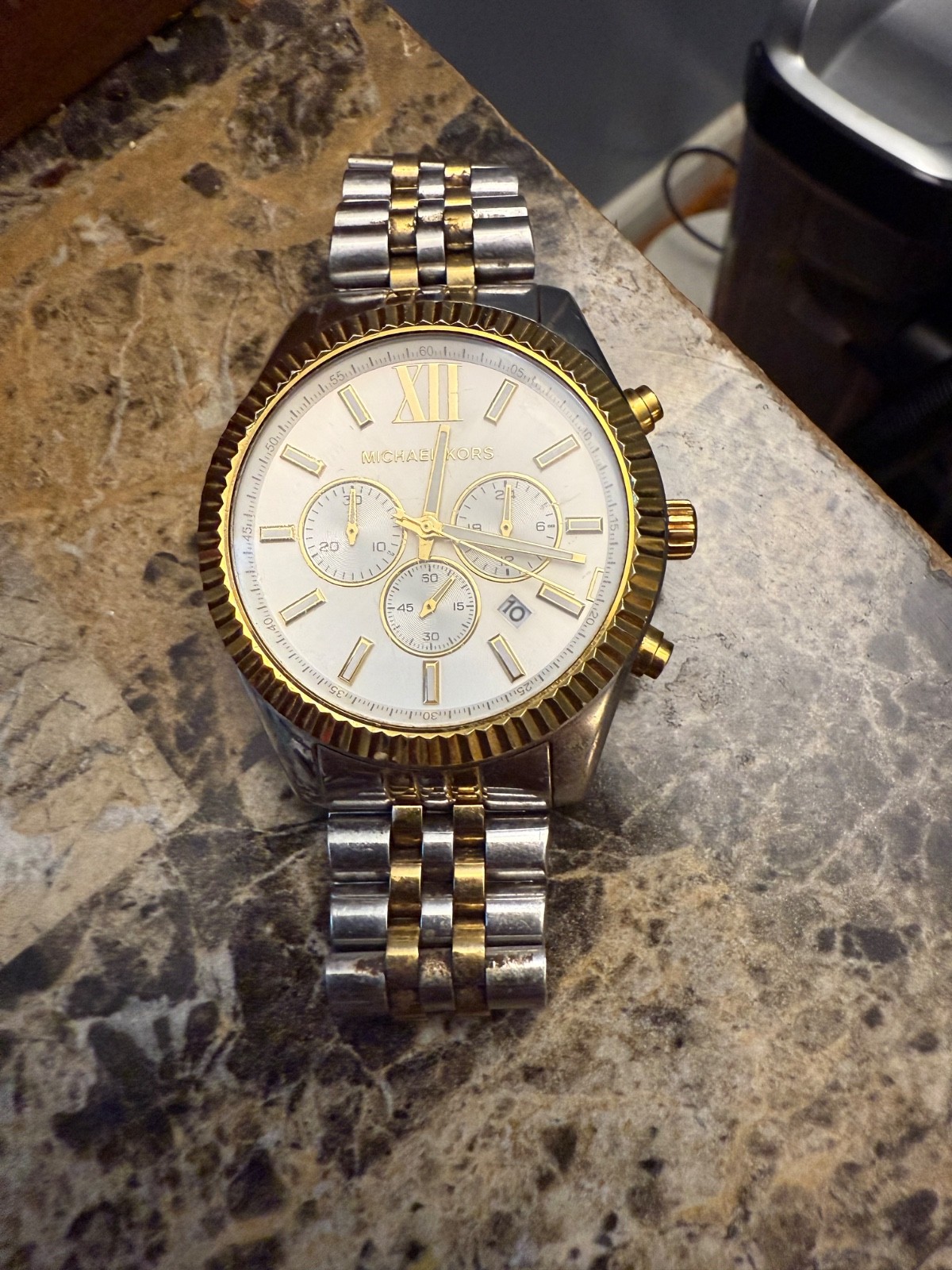 Michael Kors Lexington 44mm Silver Stainless Steel Case with Silver/Gold…