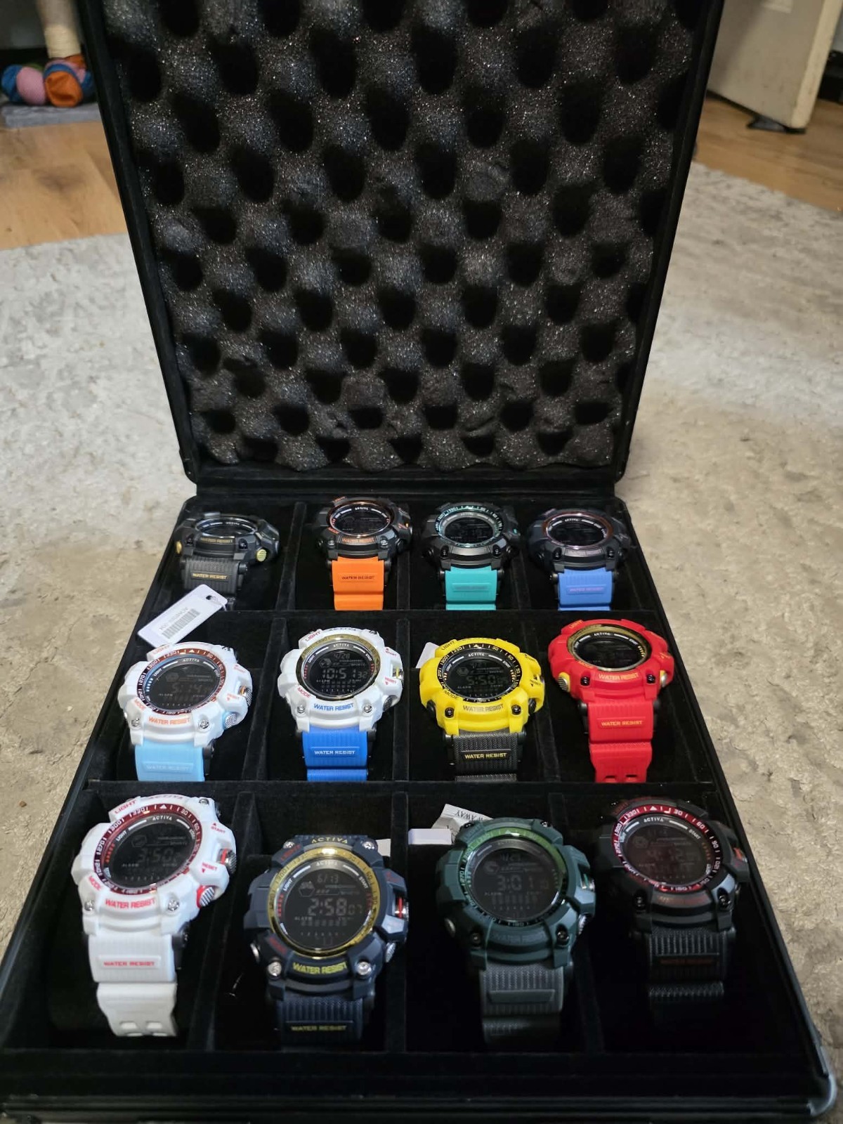 Invicta Racing Limited Edition Set of Champions X12 ACW8020 + Case