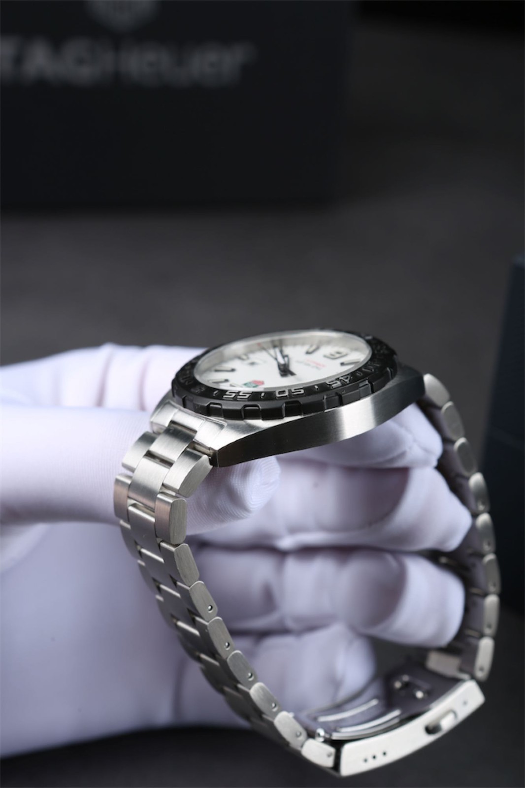 Authentic Full Set Unworn 41mm Tag Heuer Formula 1 WAZ1111.BA0875 men’s watch