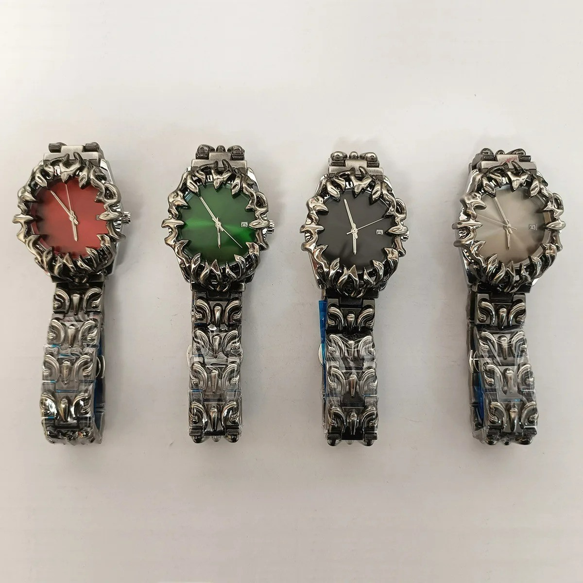 Silver Chrome Alabaster Punk Style Watch With Detailed Incisions, in Steel