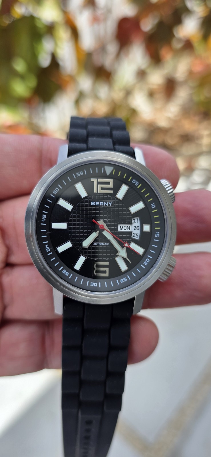 Berny Super Compressor Style Automatic NH36 Black Dial Sapphire 200M