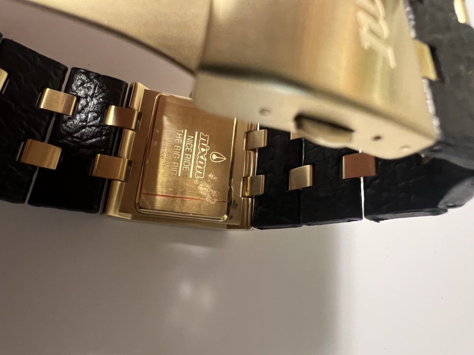 Nixon The Big Rig Nice Ride Quartz 100m Gold/Black Leather Bracelet Watch w/ Box