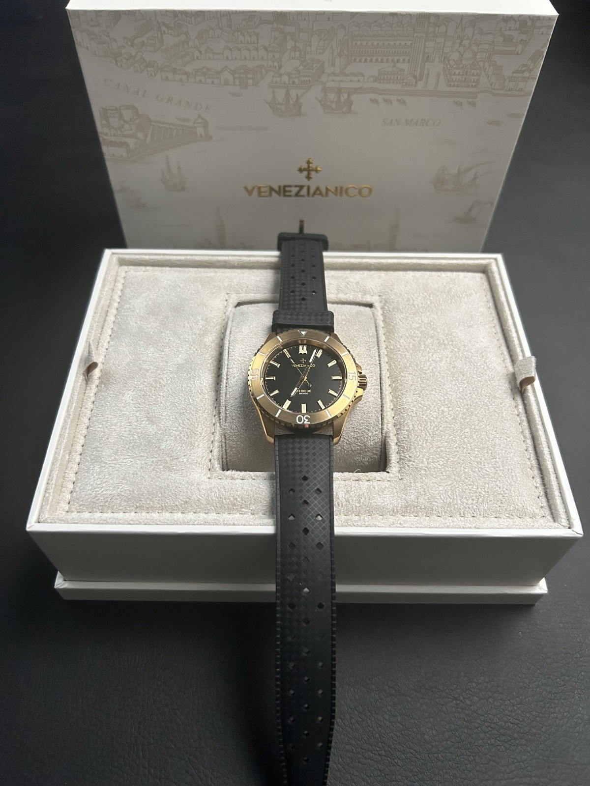Venezianico Nereide Bronzo 39 3121555 Bronze Automatic Diver 200M Watch