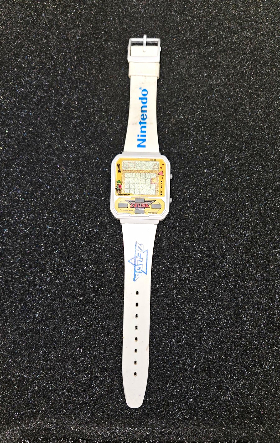 Nintendo Zelda Vintage Digital LCD Quartz Square Watch 35mm White Plastic Band