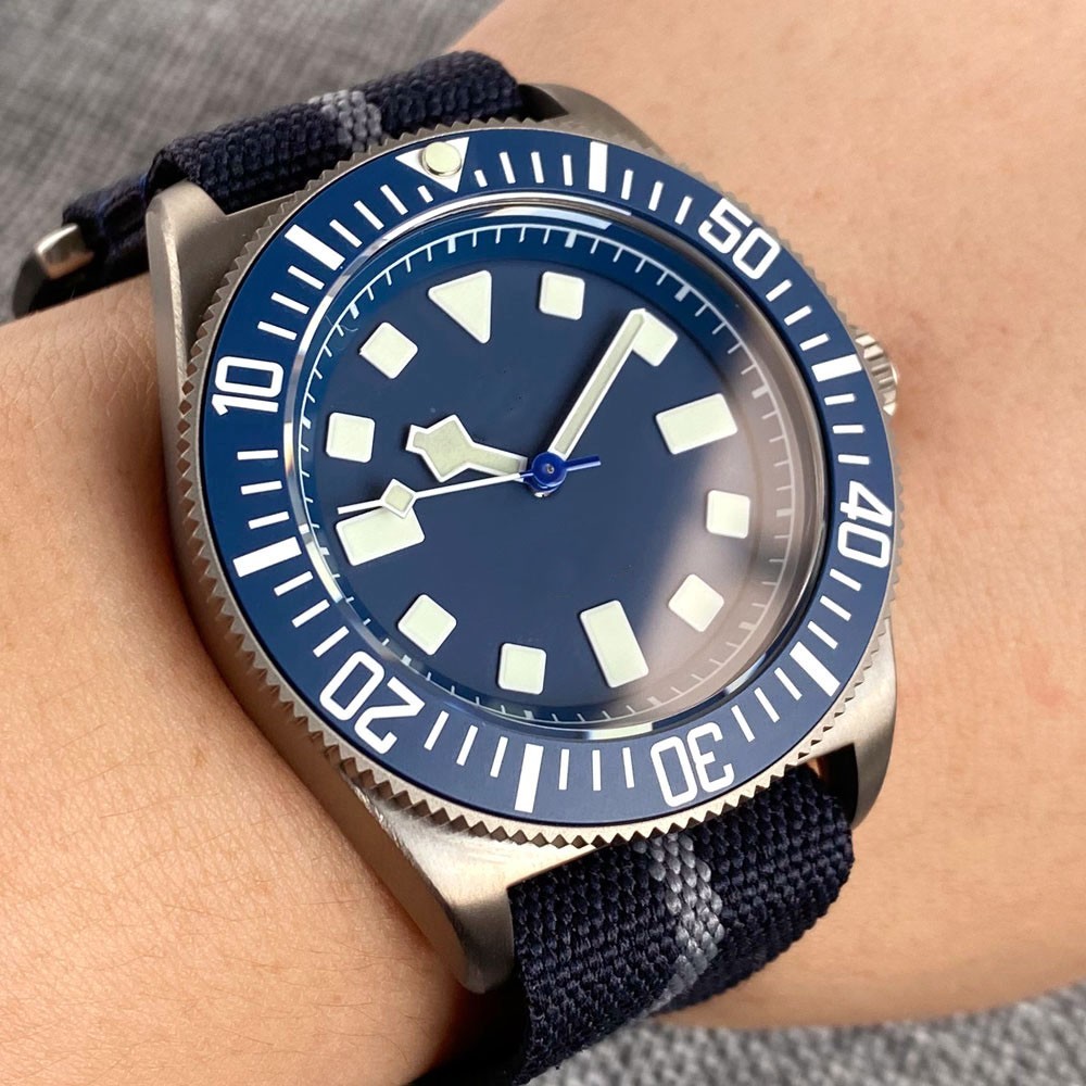 200M Diver 42mm Titanium Miyota 8215 Mechanical Watch Men Sapphire Lume Reloj
