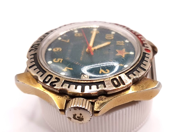 LEGENDARY RUSSIAN VINTAGE MENS WATCH VOSTOK KOMANDIRSKIYe MECHANICAL WORKING RAR