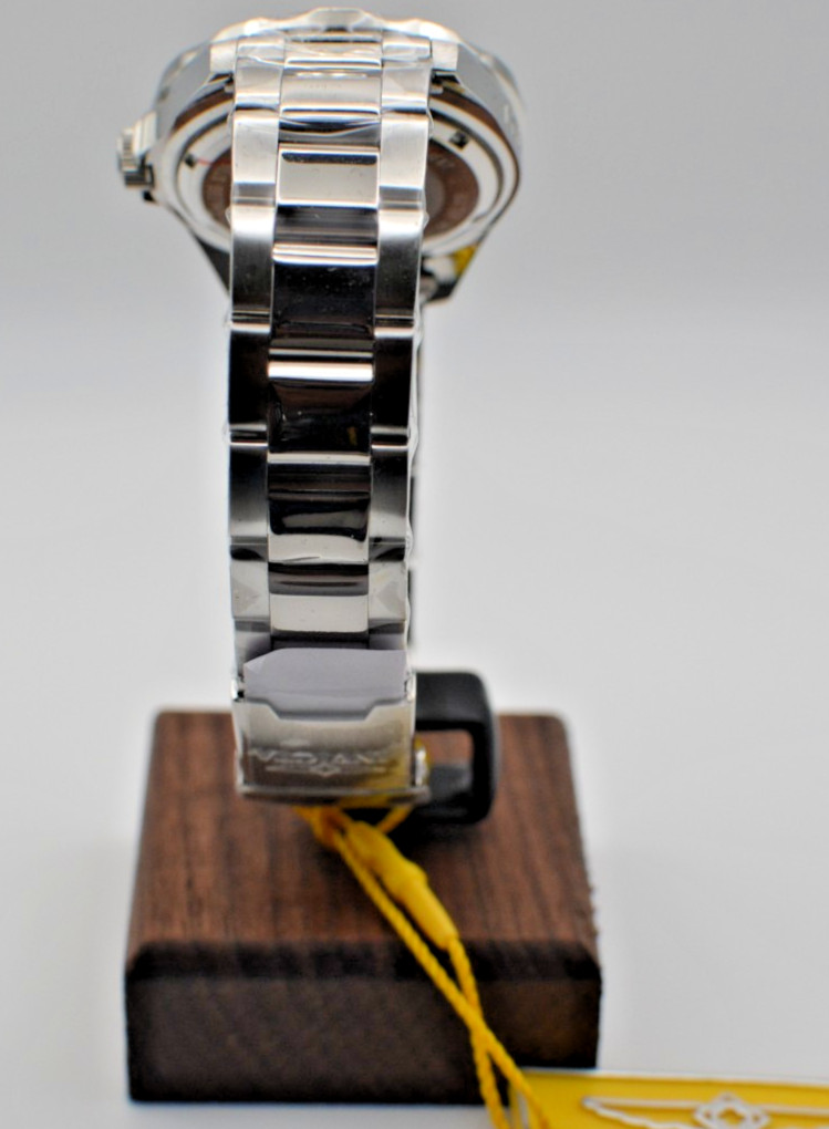 Invicta Pro Diver 17046 Men’s Quartz Watch – NEW – Box, Papers & Tags