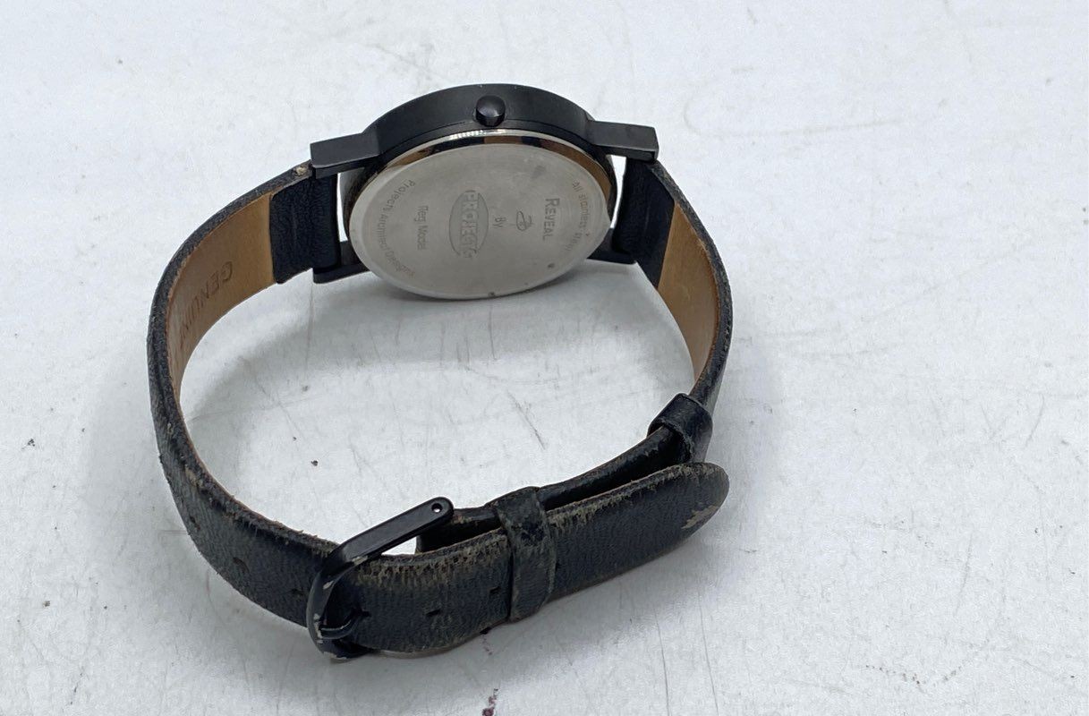 Projects Watches Reveal Black Stainless Steel Minimalist Men’s Watch 33mm