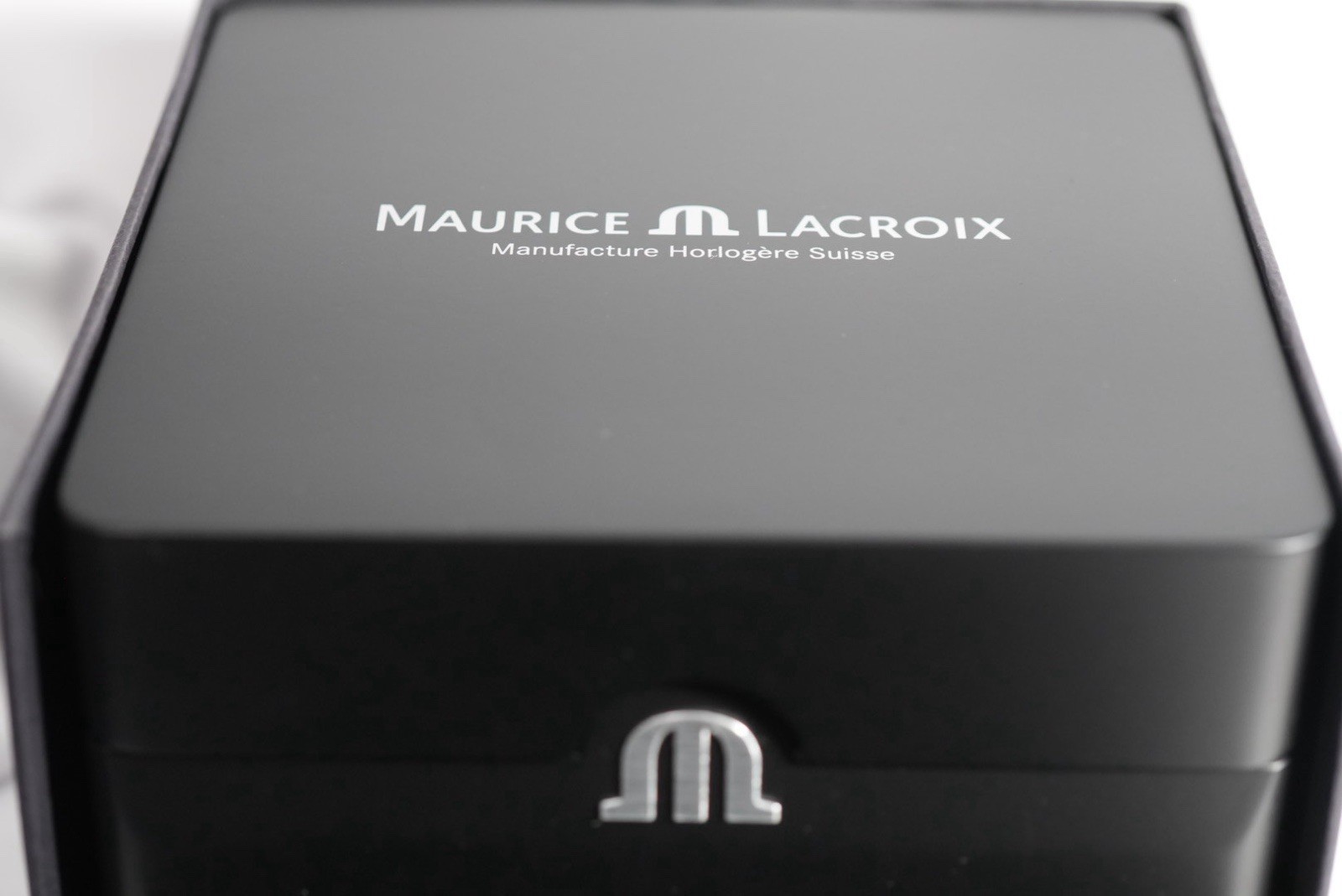 1/500 Maurice Lacroix AIKON Bronze Quartz 44mm Blue Dial Date 100m Box Papers