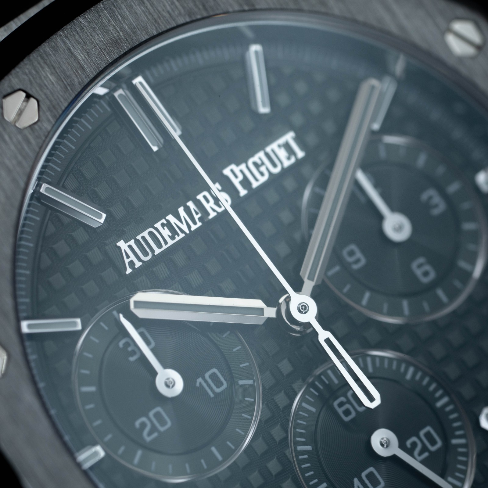 Audemars Piguet Royal Oak Chronograph 41mm Green Mint Condition Full Set 26240ST