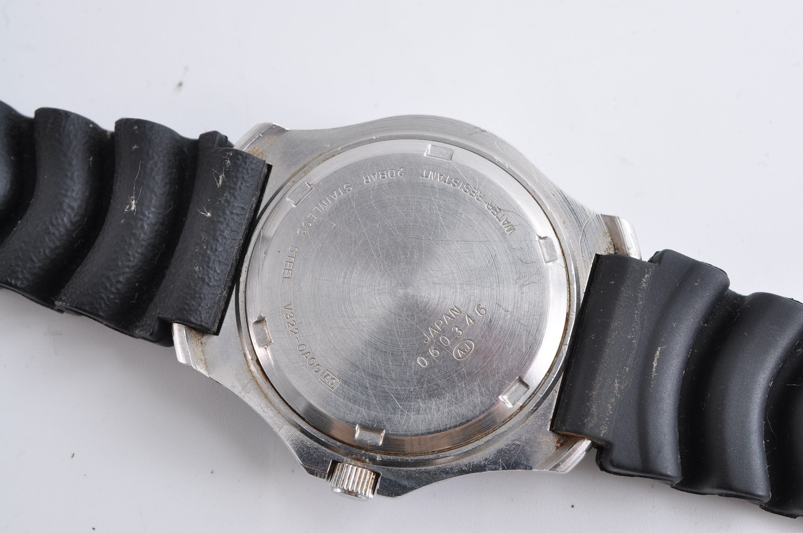 SEIKO ALBA V322-0A00 Quartz Day Date Men’s Watch New Battery w-11044