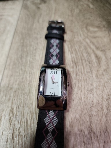 Breast Cancer Awareness Pink Ribbon Tank Style Ladies Watch New Battery