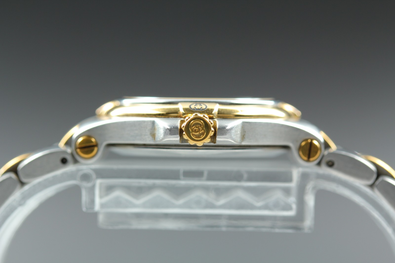 [Near MINT] Gucci 9040L 26mm Ivory Dial Date Two Tone Quartz Women’s Watch JAPAN