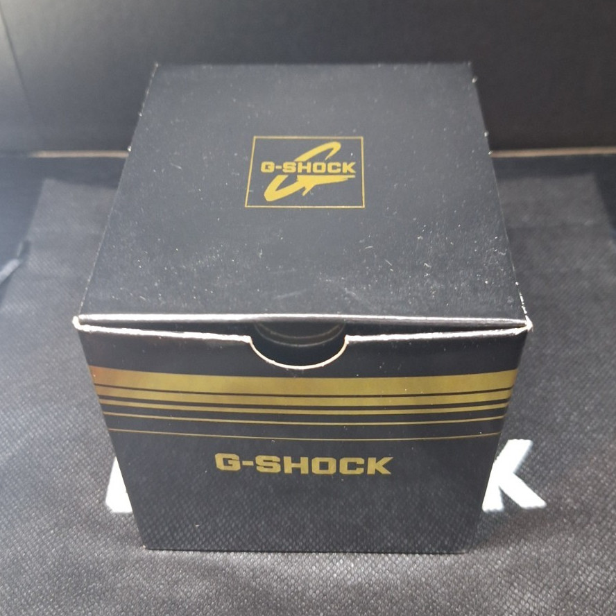 Casio G-SHOCK GD-400GB-1B2 Shock Resistant Digital 200m Black/Gold Box