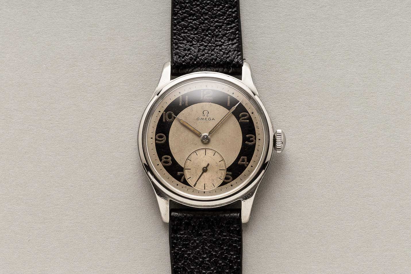 Omega Suveran 2400-5 1940’s Sweden Men’s Military Watch – Rare “Bullseye” Dial