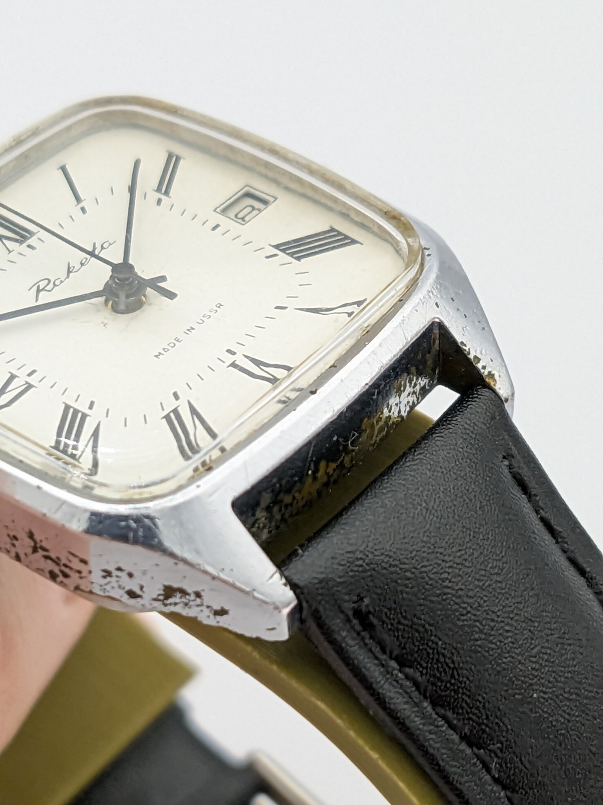 Raketa 2614 Square Vintage Watch Soviet USSR Men Roman Date Mechanical 1970s