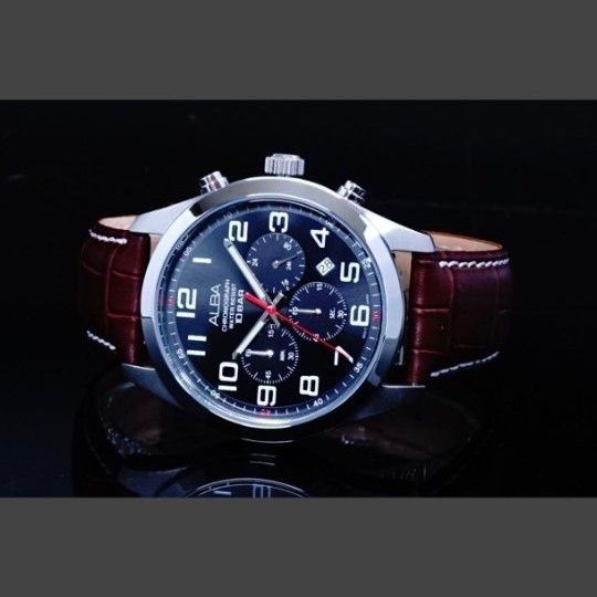 Seiko overseas model ALBA chronograph wristwatch 10BAR brown leather band black